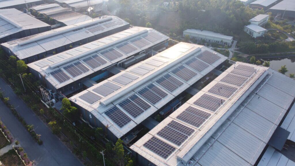 Doanh nghiệp có thể tiết kiệm 30–60% chi phí điện hàng tháng khi sử dụng điện mặt trời